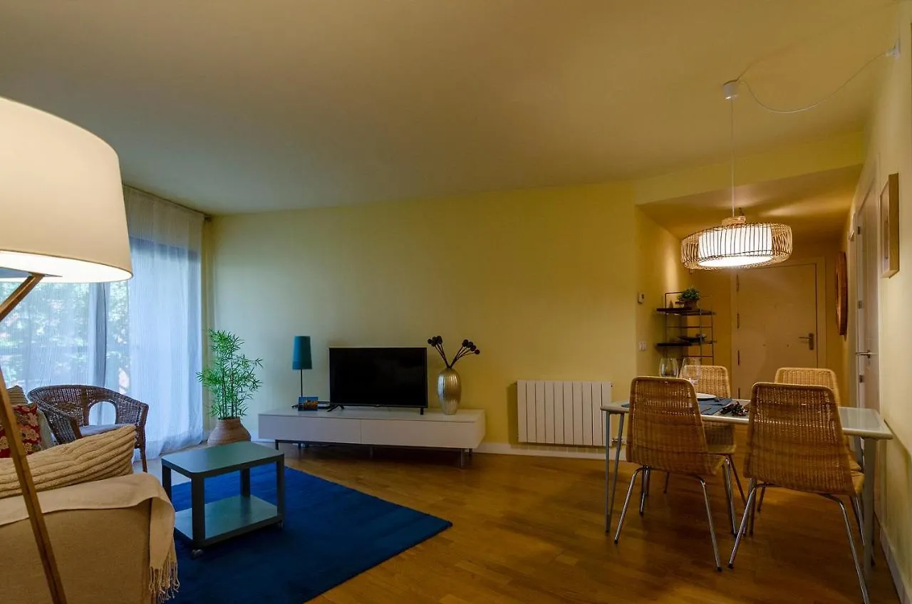 Devesa Park Apartment With Private Parking Girona